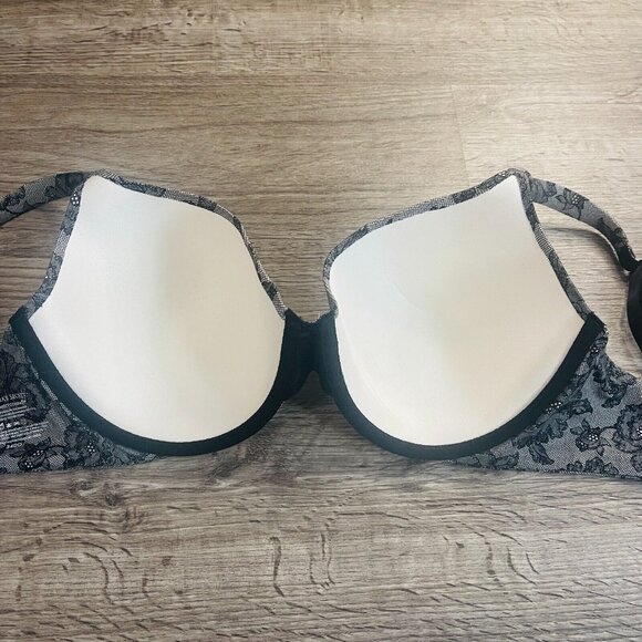 Victorias Secret Lined Perfect Coverage Black Lace Rhinestone Underwire Bra 34DD - Picture 6 of 6